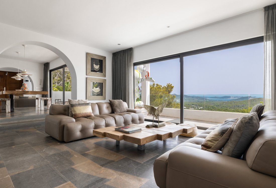 Villa en excelente ubicación con licencia turística - 2