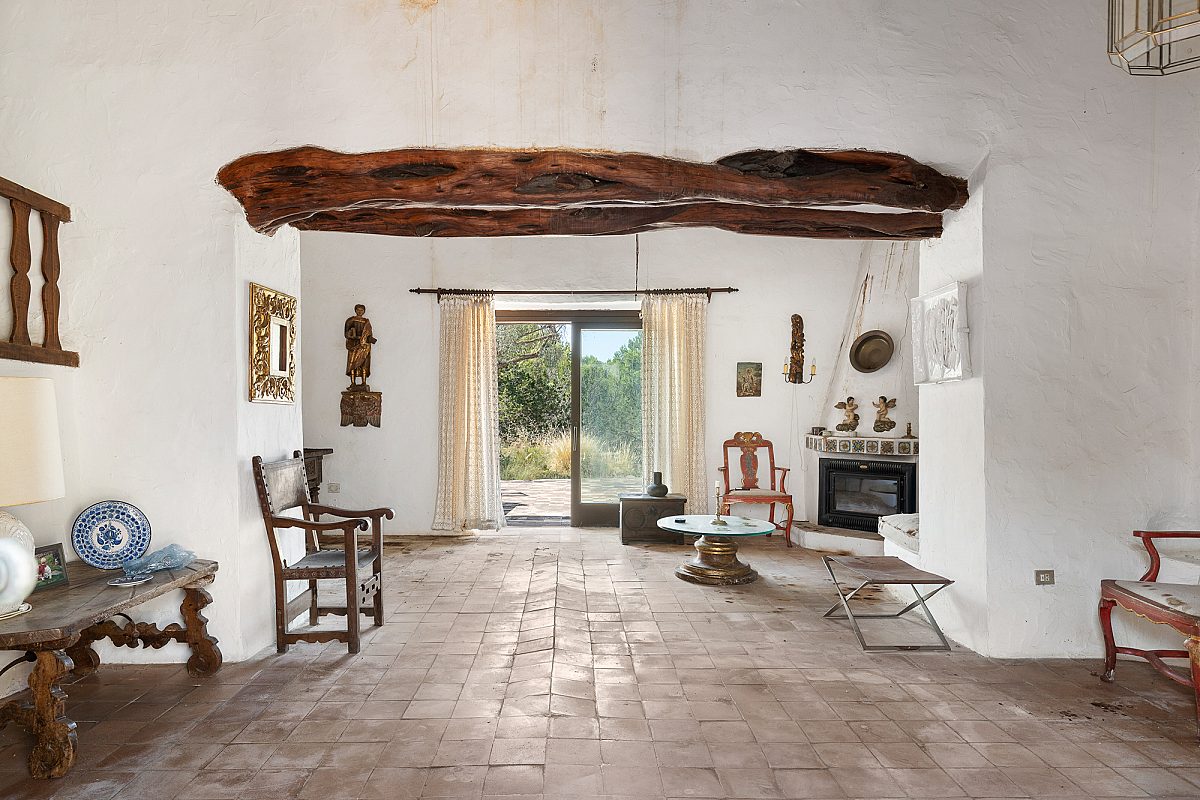 Authentic country estate with panoramic views - 6