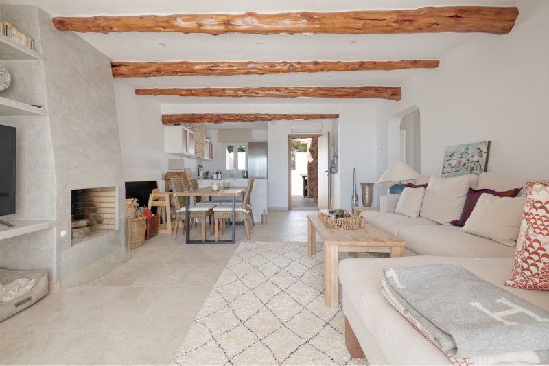 Elegant renoviertes Reihenhaus mit Blick auf Es Vedrà - 4