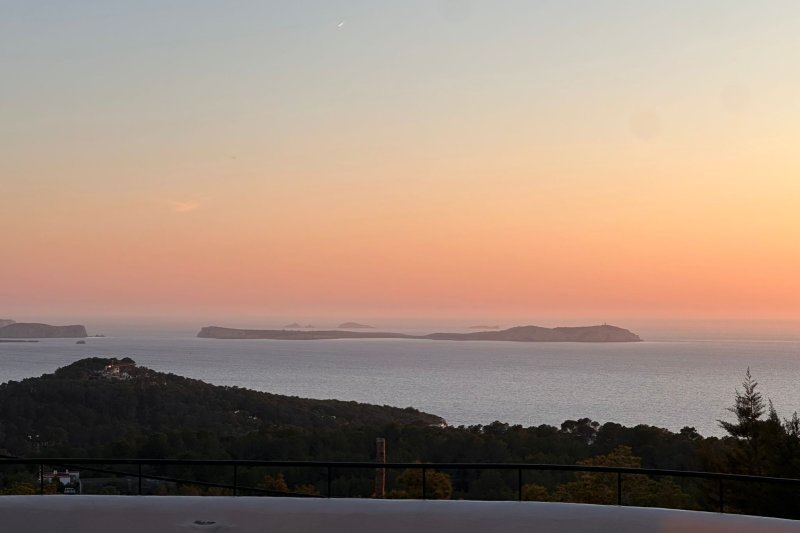 Beautiful finca with wonderful sunset views - 1