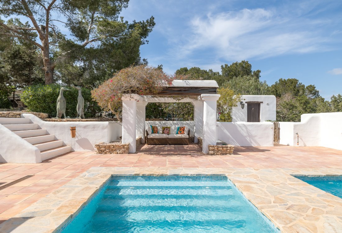 Two authentic fincas in a privileged setting - 16