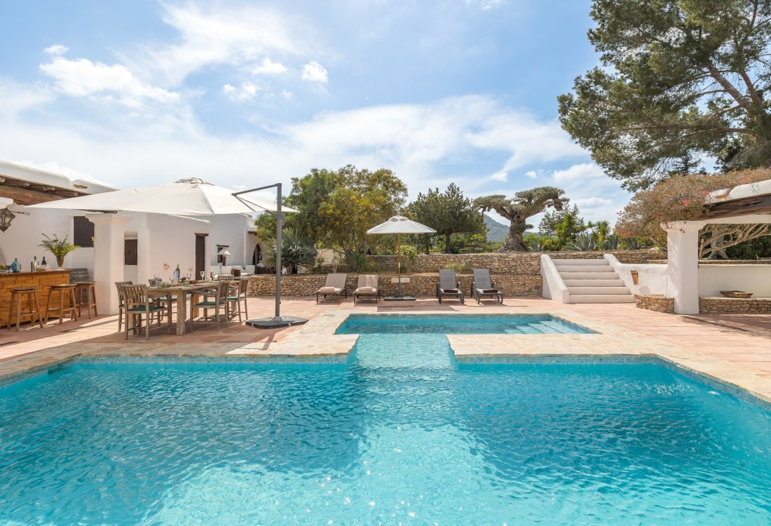 Two authentic fincas in a privileged setting - 10