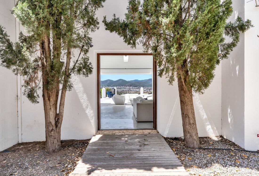 Villa with panoramic sea views in exclusive gated community - 7