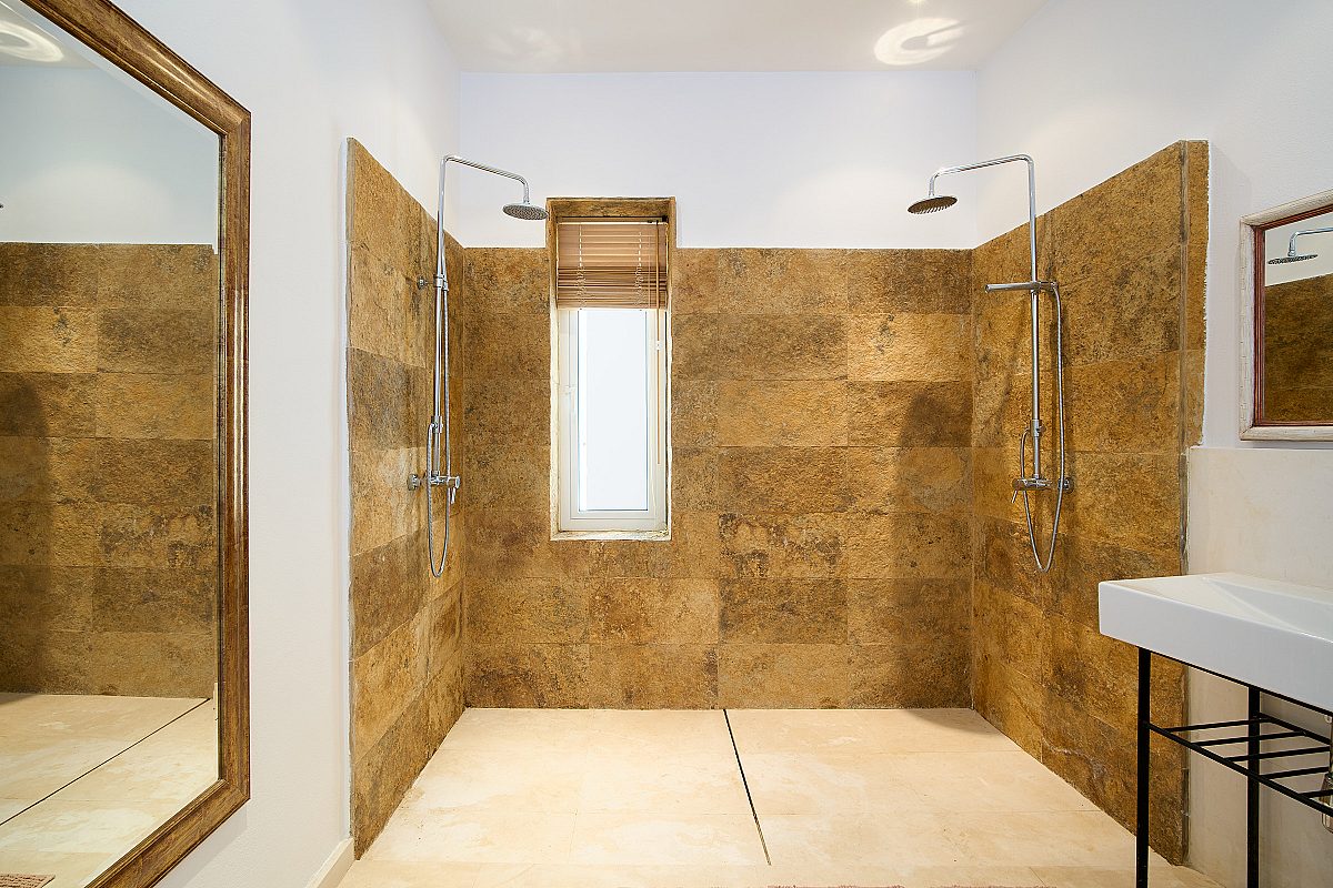 Villa with panoramic sea views in exclusive gated community - 16