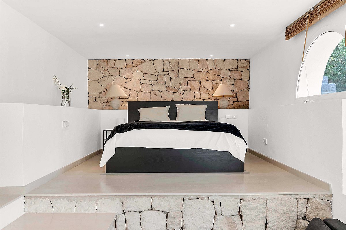 Villa with panoramic sea views in exclusive gated community - 23