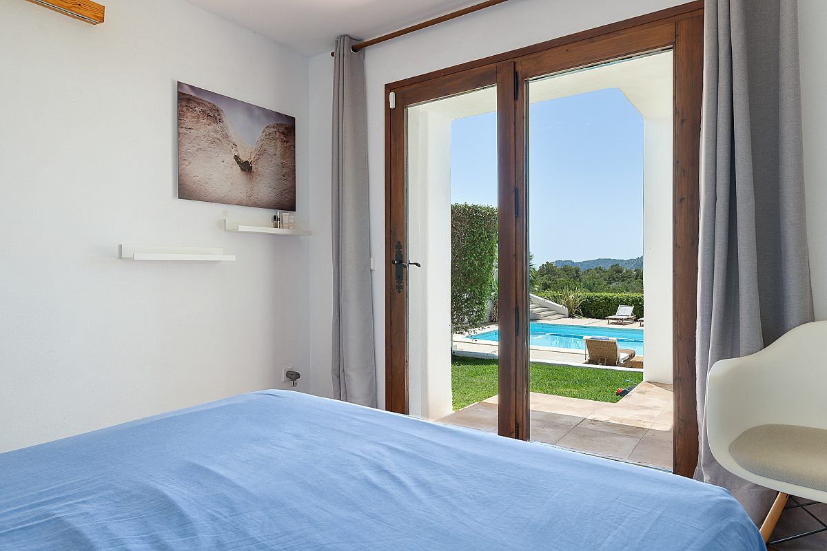 Mediterrane Villa mit Tennisplatz in begehrter Lage - 11
