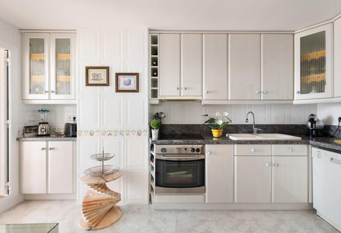 Zentral gelegenes Penthouse mit Panoramablick - 9