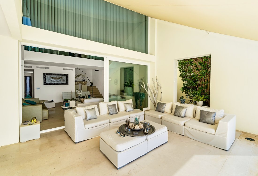 Exklusive Wohnung mit Villencharakter - 25