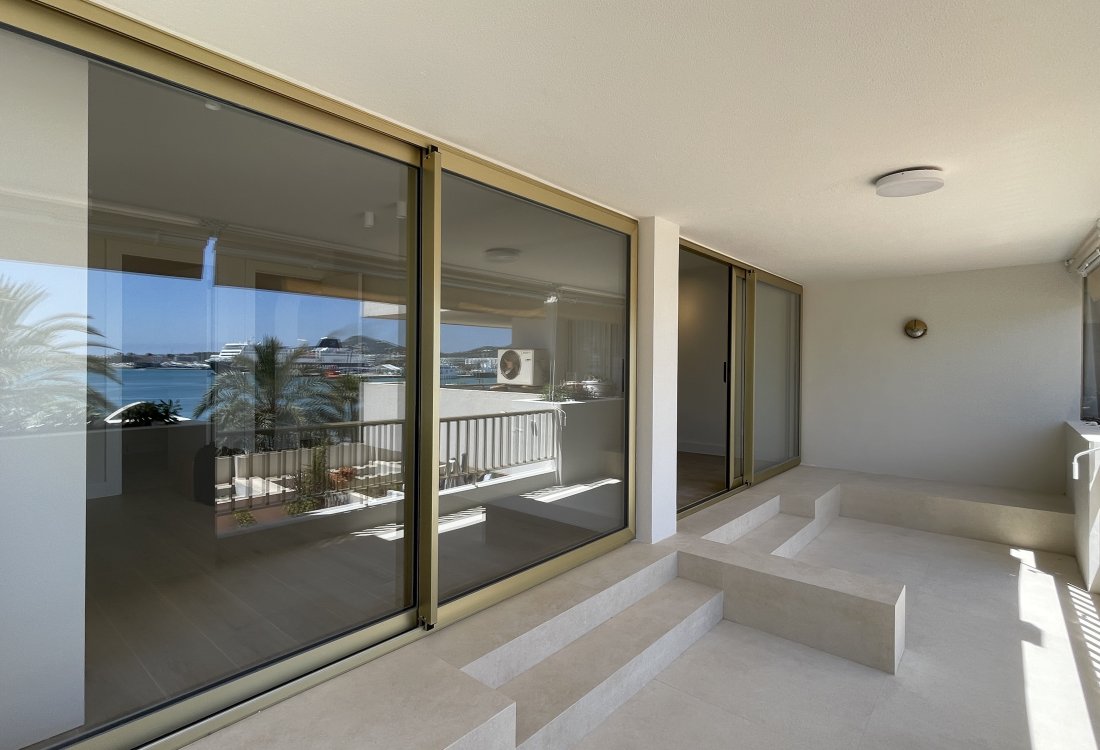 Apartment first line of the port - 15