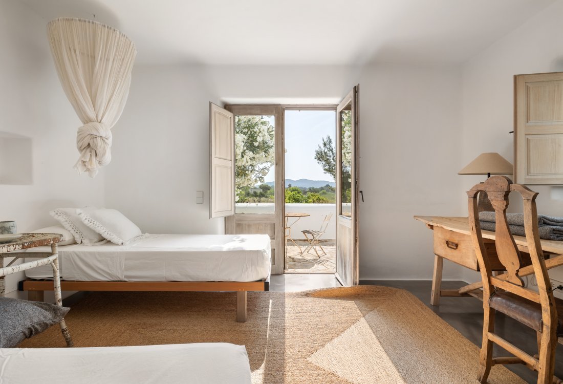 Classic Blakstad finca in prime location - 40