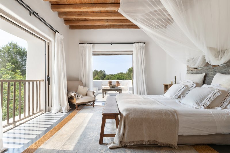 Classic Blakstad finca in prime location - 4