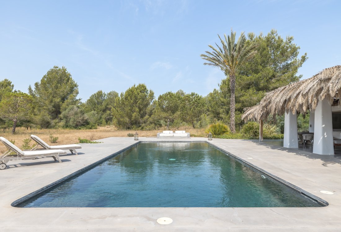Classic Blakstad finca in prime location - 28