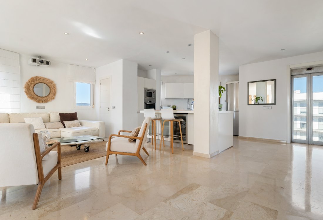 Duplex-Penthouse bietet Rundumaussicht in der Stadt - 6