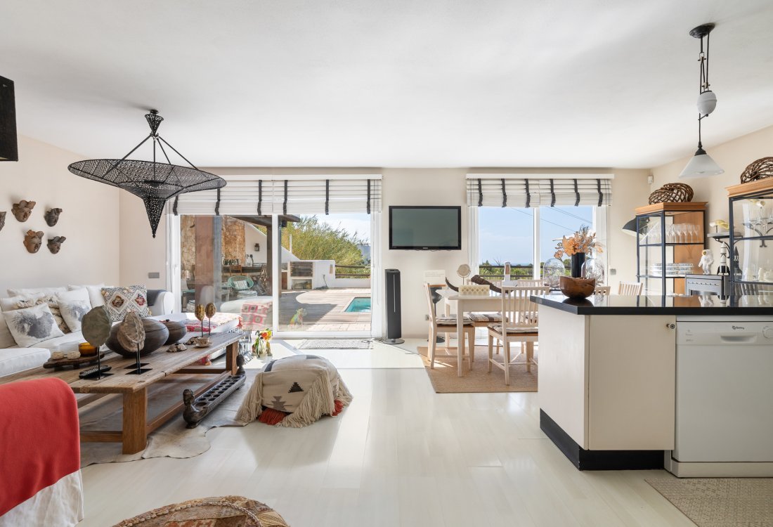 Wohnliche mediterrane Villa mit offenem Blick - 5