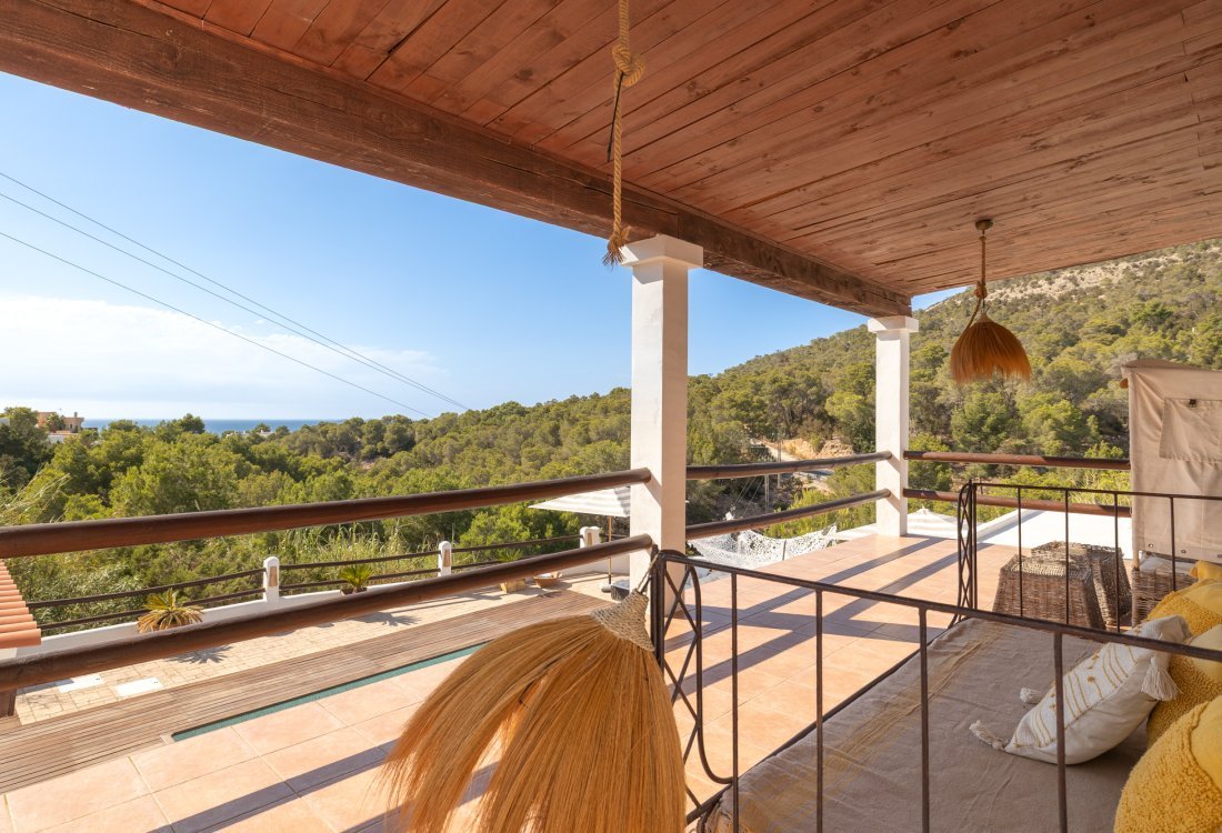 Wohnliche mediterrane Villa mit offenem Blick - 33