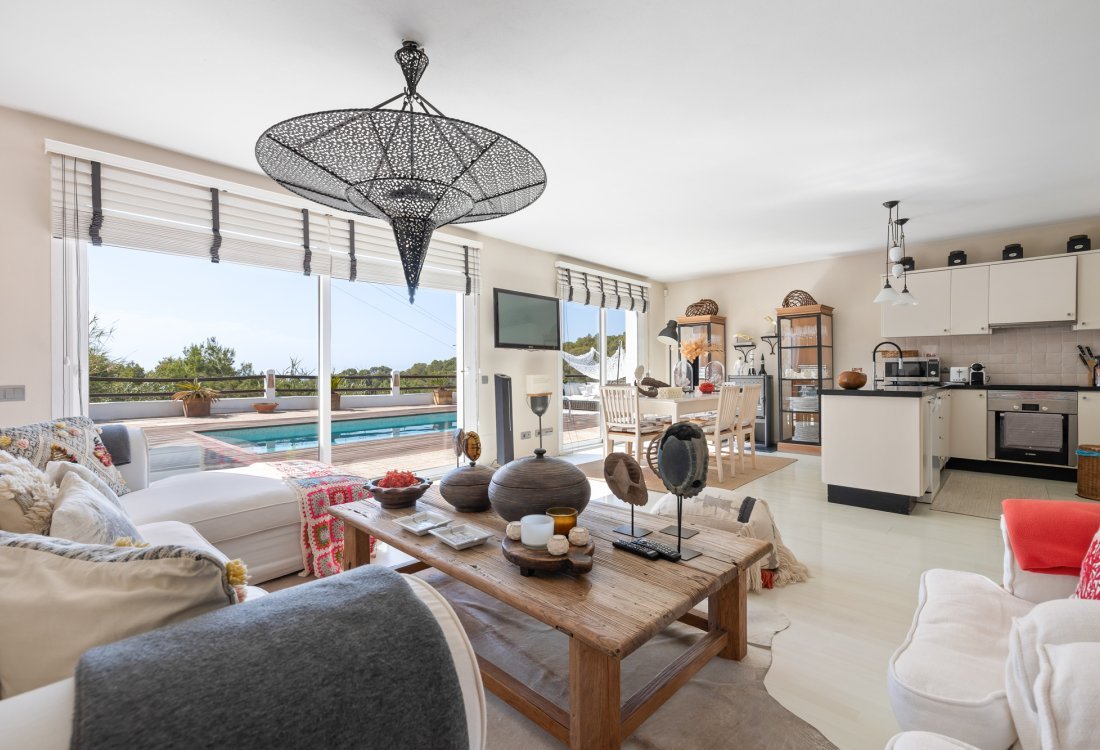 Wohnliche mediterrane Villa mit offenem Blick - 17