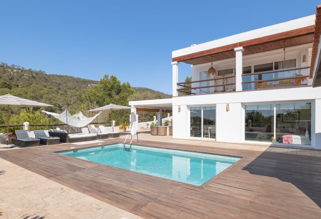 Wohnliche mediterrane Villa mit offenem Blick - 3