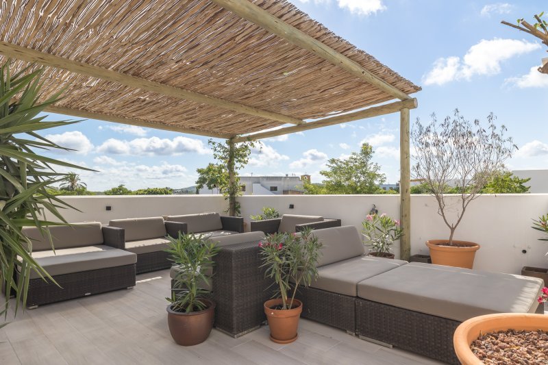Elegantes Penthouse mit modernem Design und privater Dachterrasse - 2
