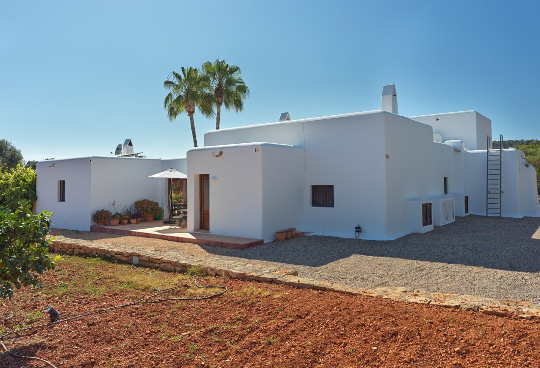 Encantadora finca renovada en ubicación idílica - 38