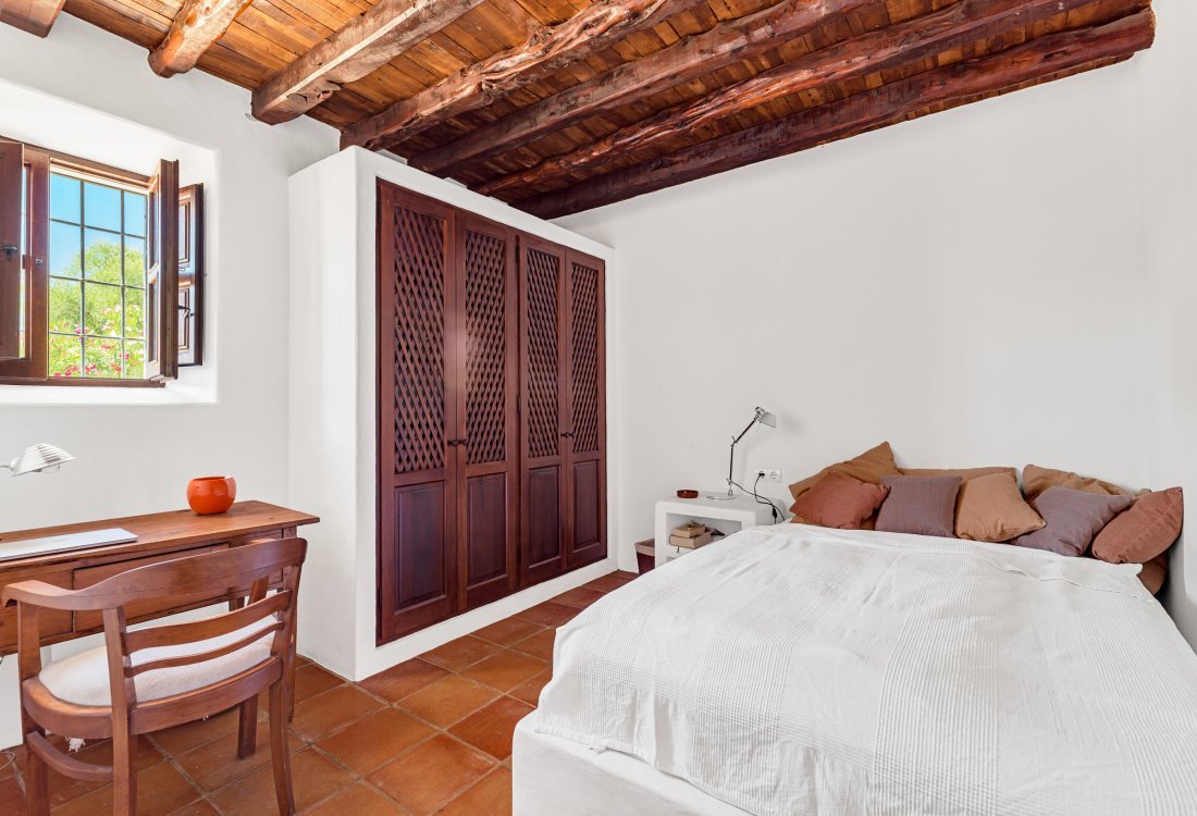 Encantadora finca renovada en ubicación idílica - 20