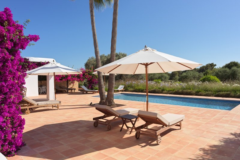 Charming renovated finca in an idyllic location - 2
