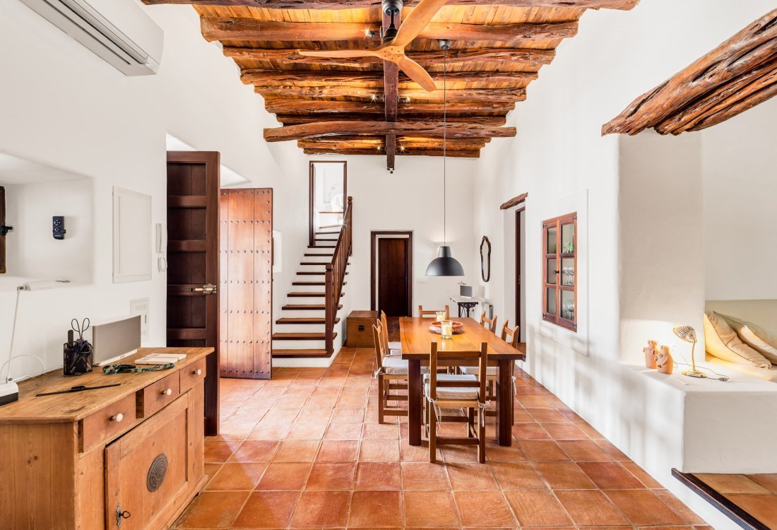 Encantadora finca renovada en ubicación idílica - 12