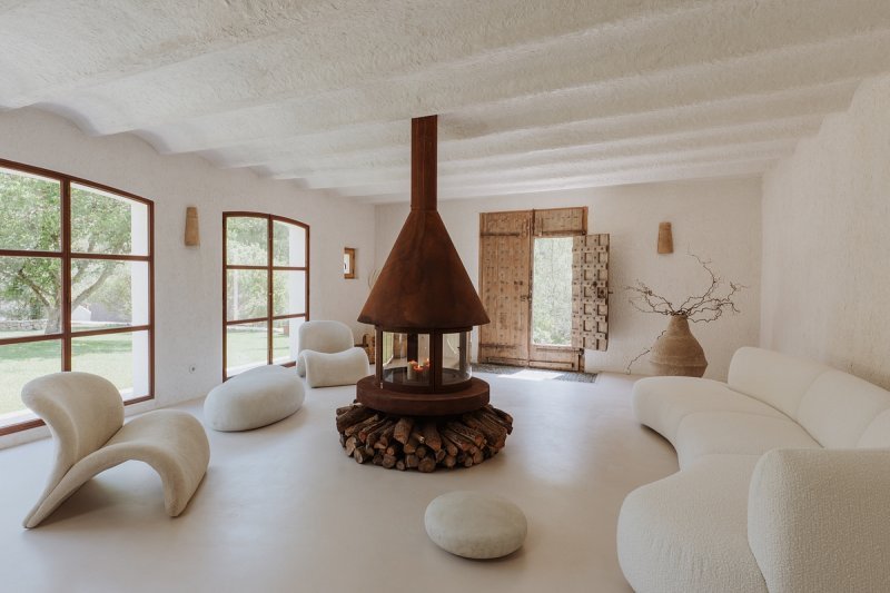 Finca with exquisite design in the heart of the island - 5
