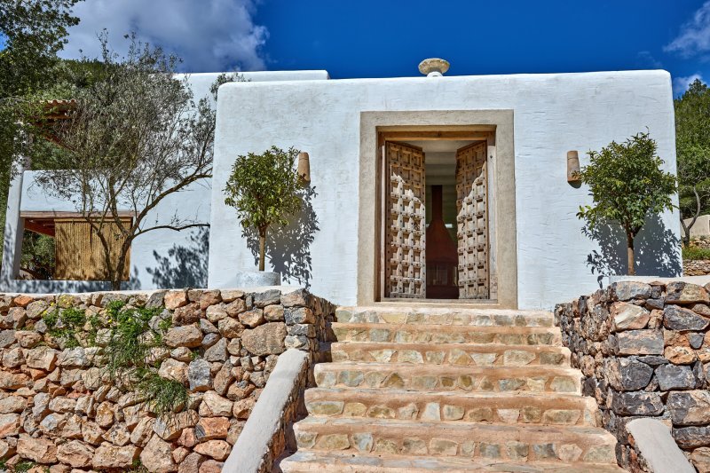 Finca with exquisite design in the heart of the island - 3