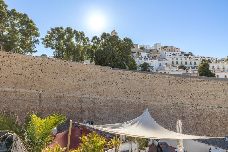 Charming townhouse with sunny rooftop terrace - 5