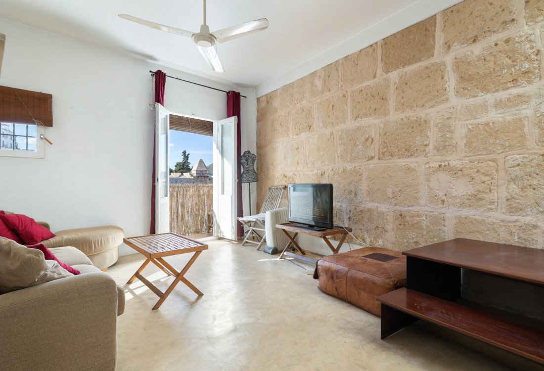 Charming townhouse with sunny rooftop terrace - 4