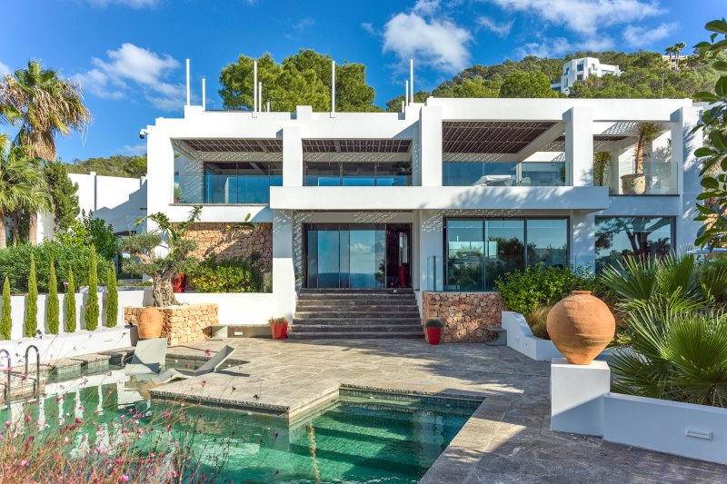 Renovierte Villa mit Meerblick mit zwei Einheiten - 1