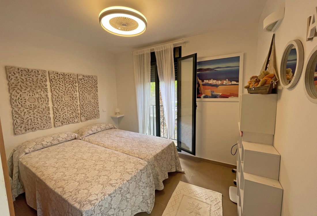 House in private urbanisation with views to the sea - 25