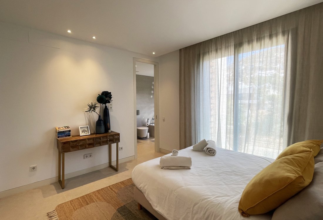 Lujoso ático con piscina privada en exclusiva residencia - 18