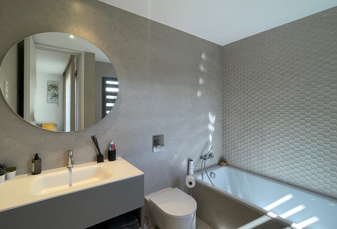 Lujoso ático con piscina privada en exclusiva residencia - 20