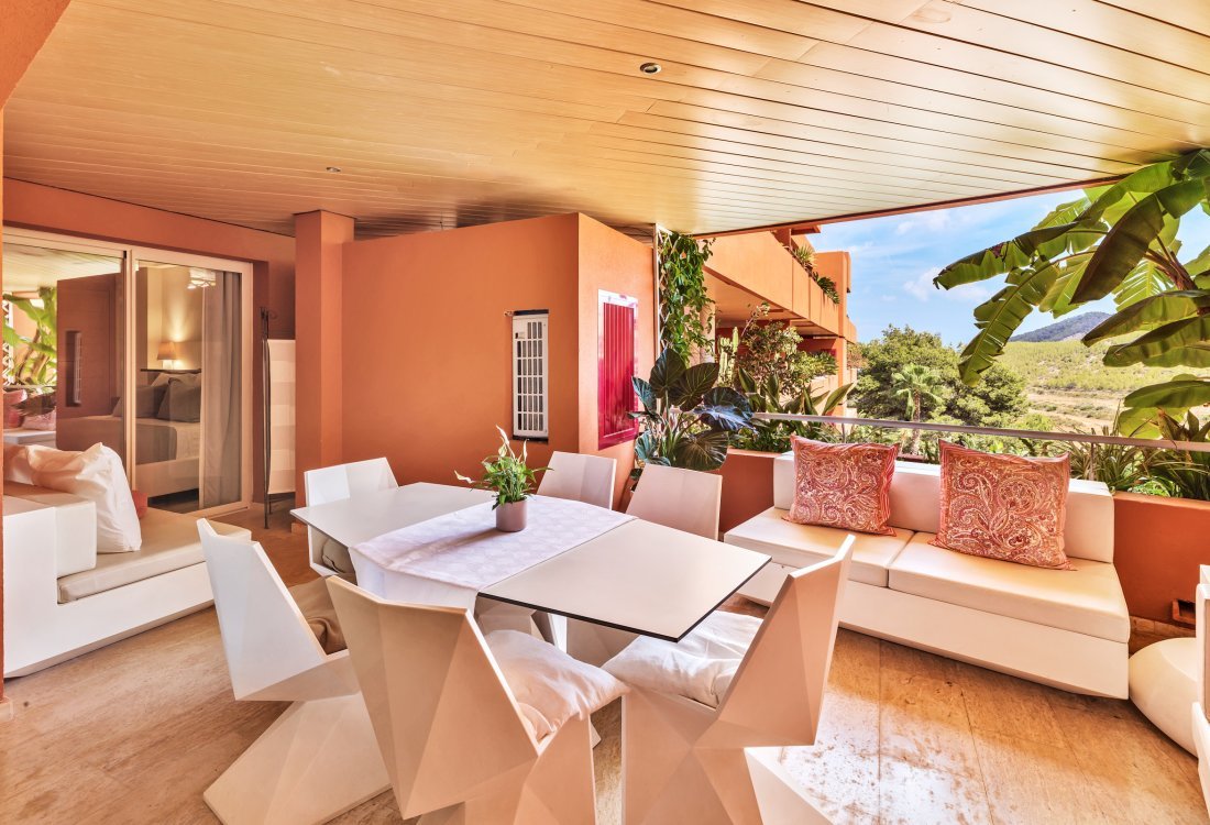 Peaceful apartment with views to the green in gated community - 9