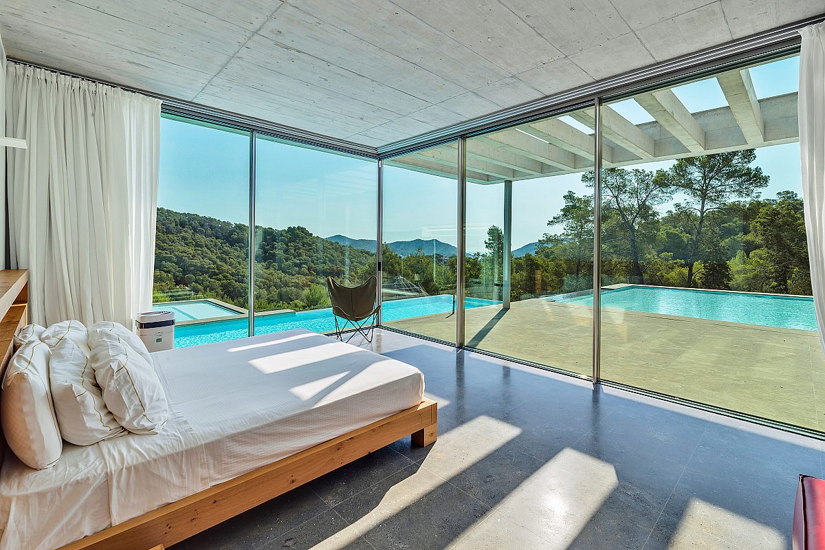 Contemporary villa in pine forest with sea views - 9