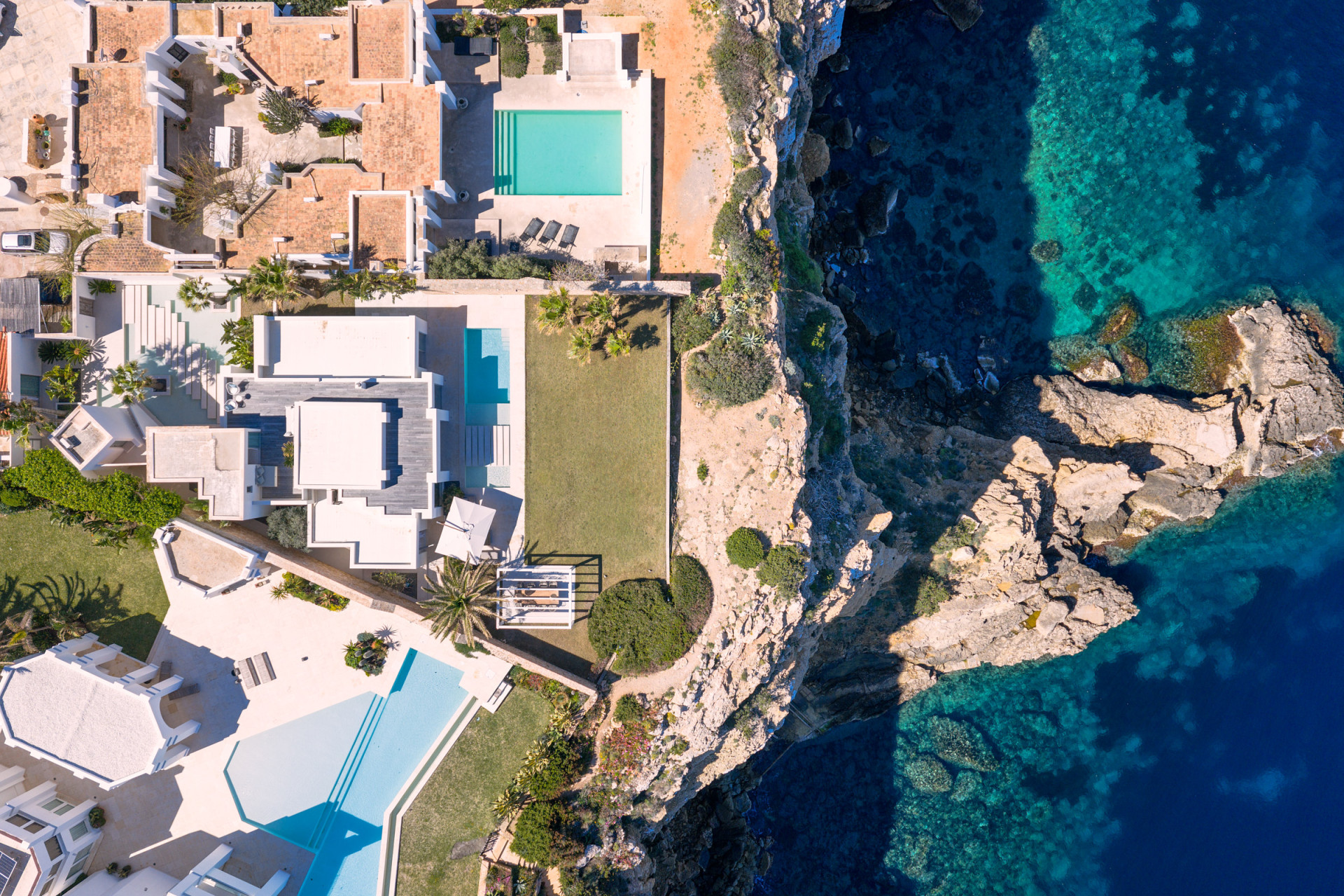 Elegante villa frente al mar con acceso privado - 22