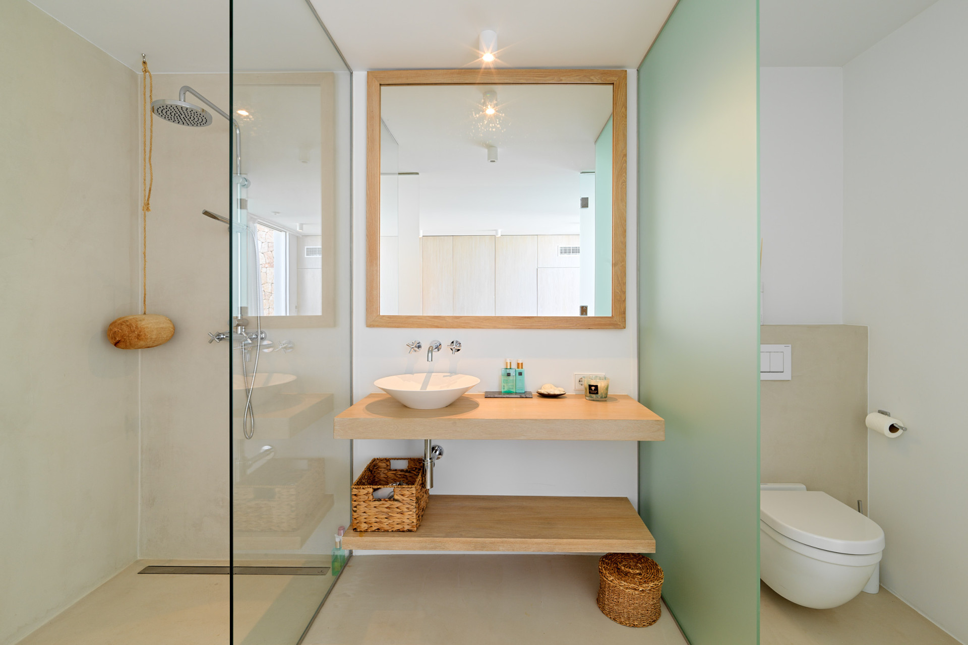 Elegante villa frente al mar con acceso privado - 24