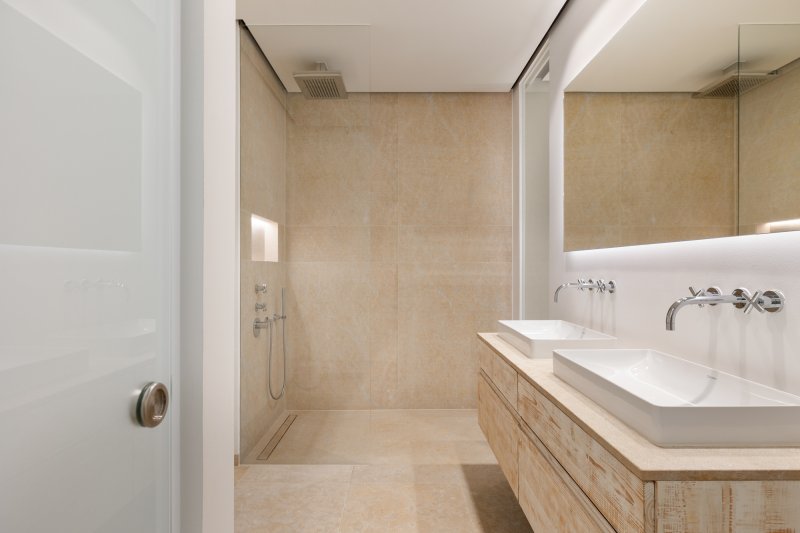 Exclusive new-build flat near the beach - 5