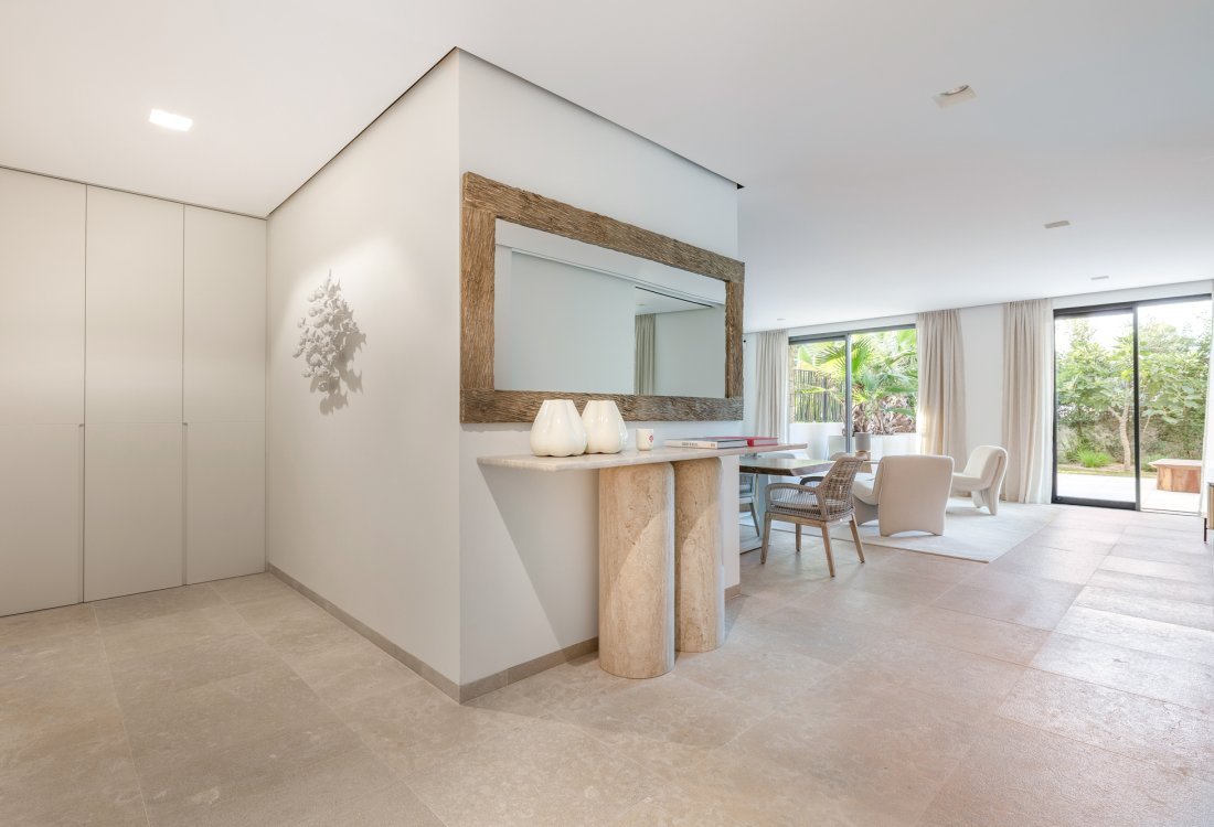 Exclusive new-build flat near the beach - 9