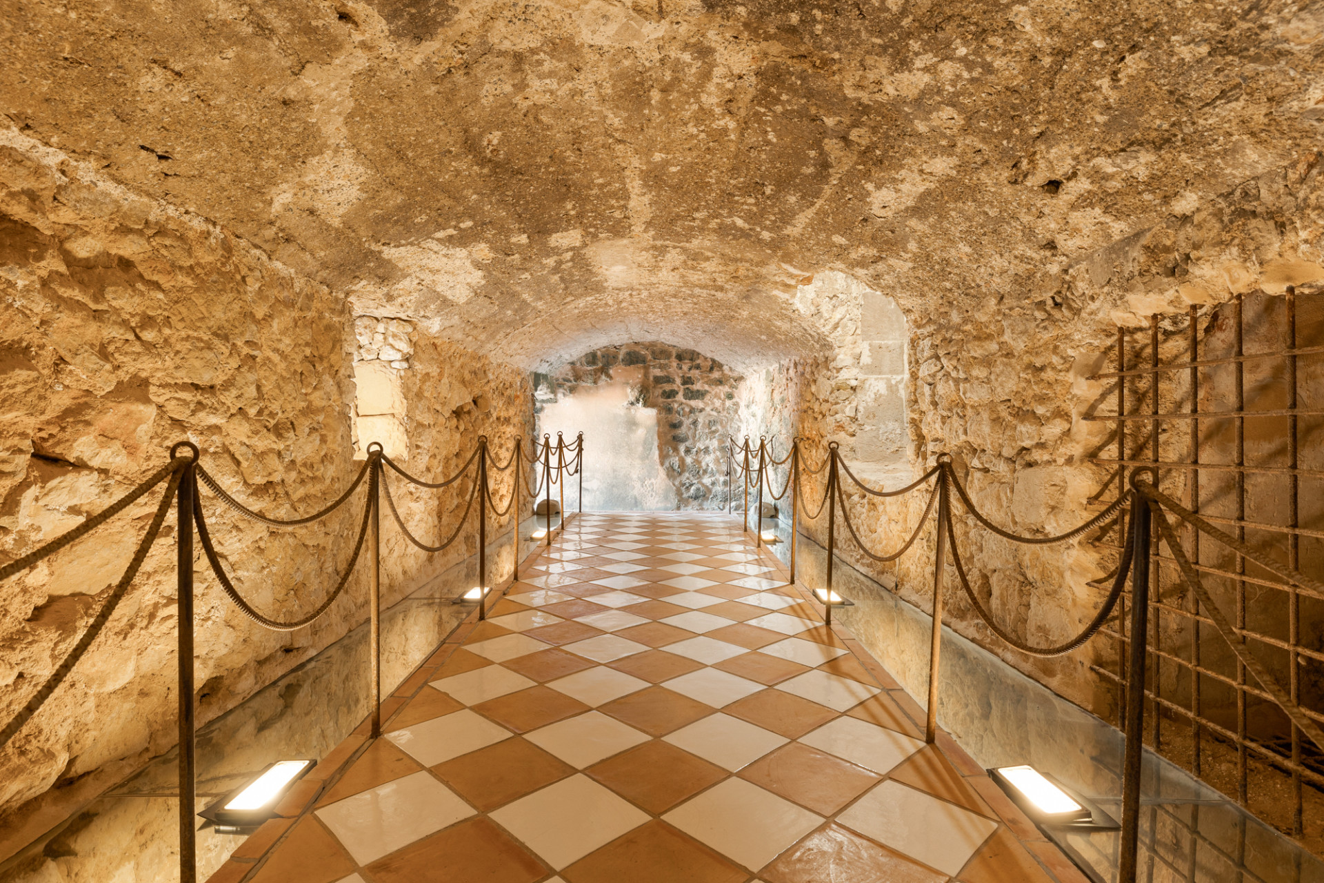 Apartamento exclusivo en edificio histórico del casco antiguo - 12