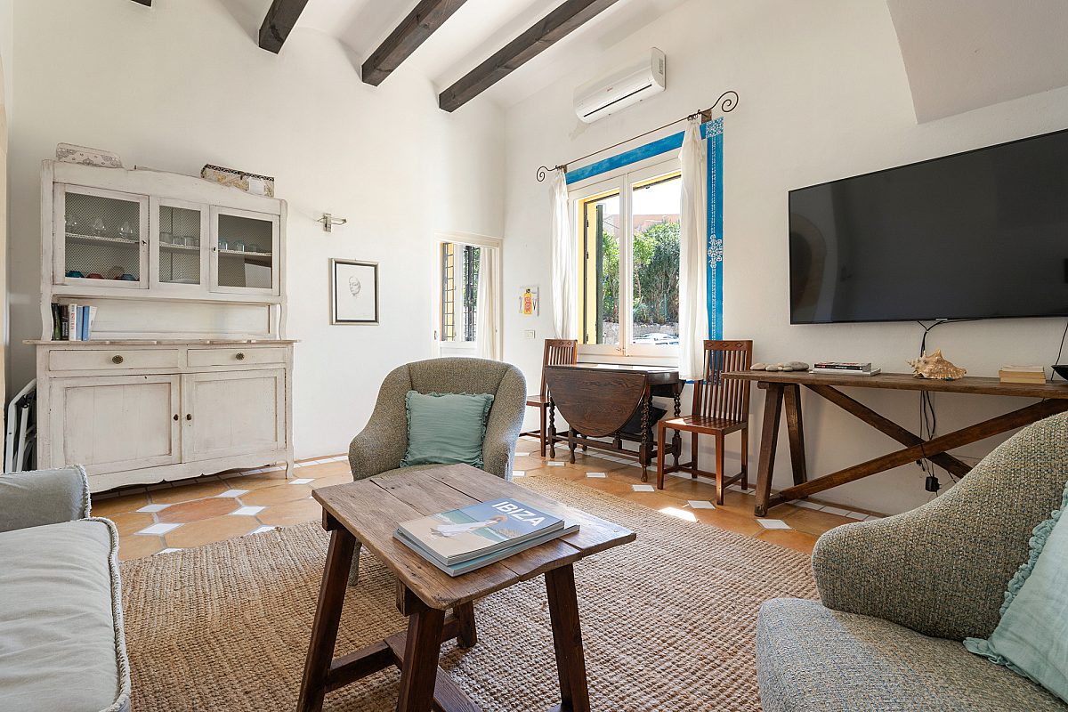 Exclusive apartment in a historic old town building - 5