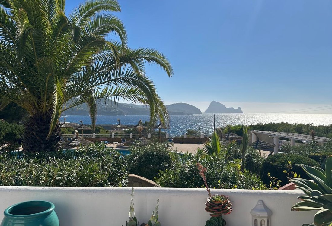 Renovated Ibizan house with views of the sea and Es Vedrà - 23