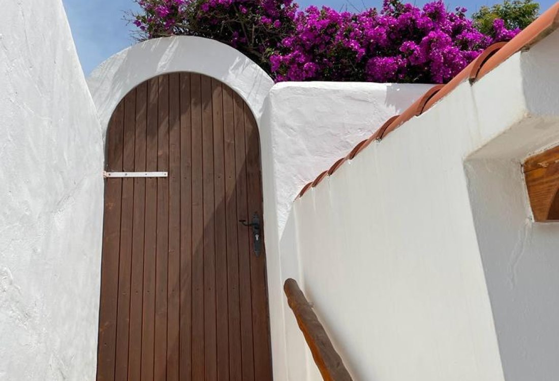 Renovated Ibizan house with views of the sea and Es Vedrà - 25
