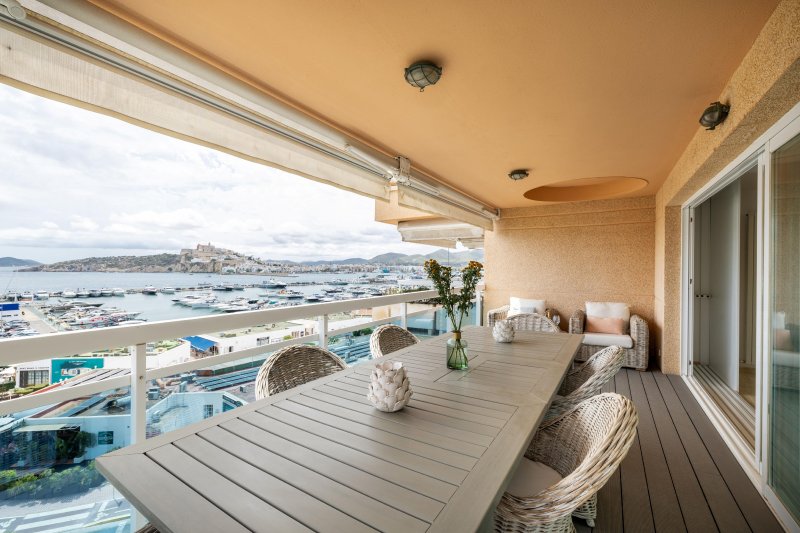 Penthouse with spectacular views and a stunning rooftop terrace - 4