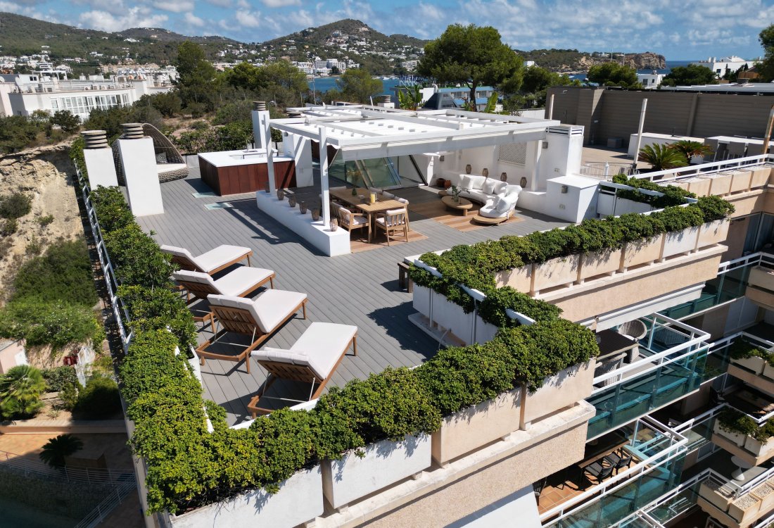 Penthouse with spectacular views and a stunning rooftop terrace - 20