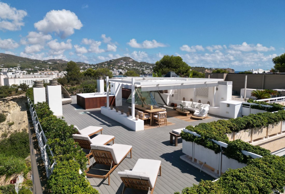 Penthouse with spectacular views and a stunning rooftop terrace - 2