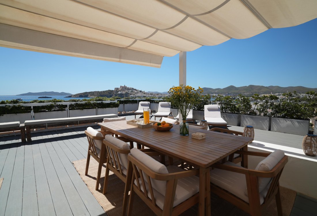 Penthouse with spectacular views and a stunning rooftop terrace - 14