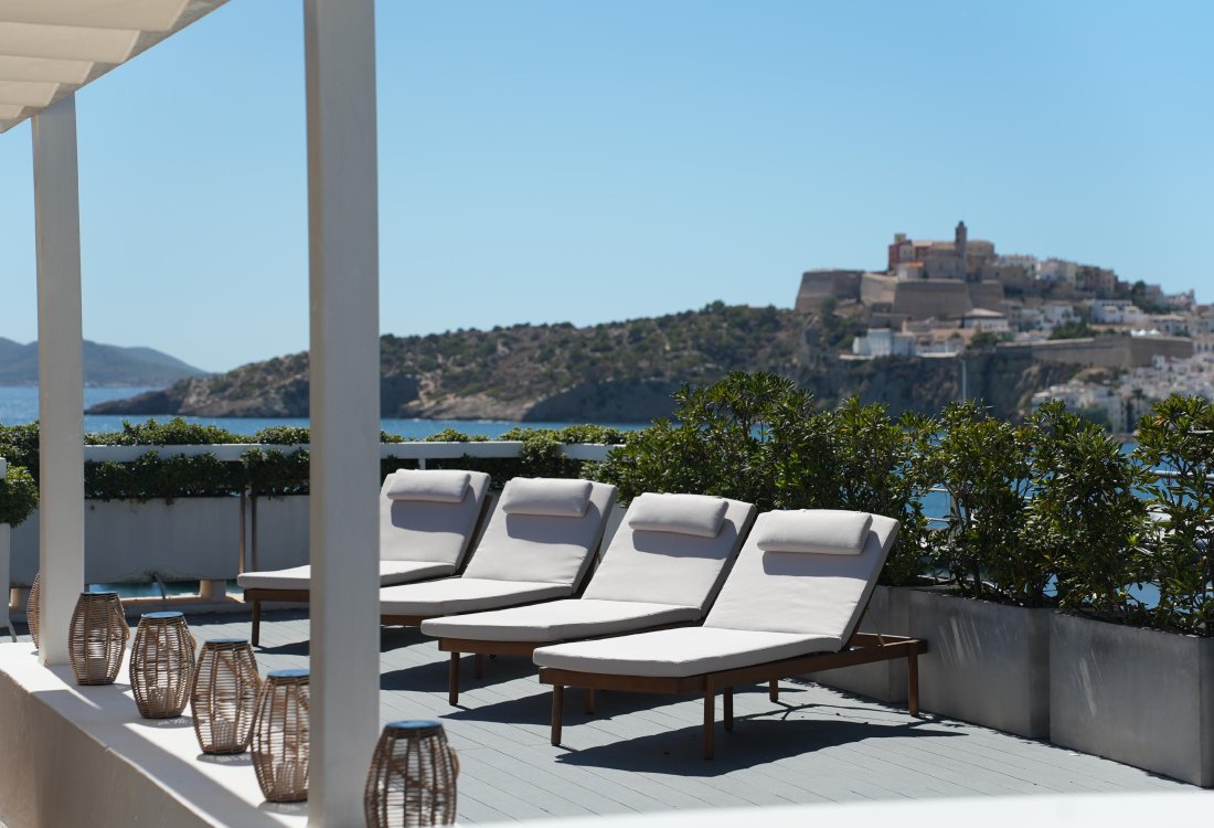 Penthouse with spectacular views and a stunning rooftop terrace - 18