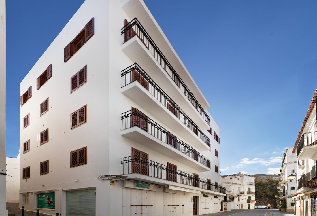 Newly renovated apartment in the Marina of Ibiza - 4